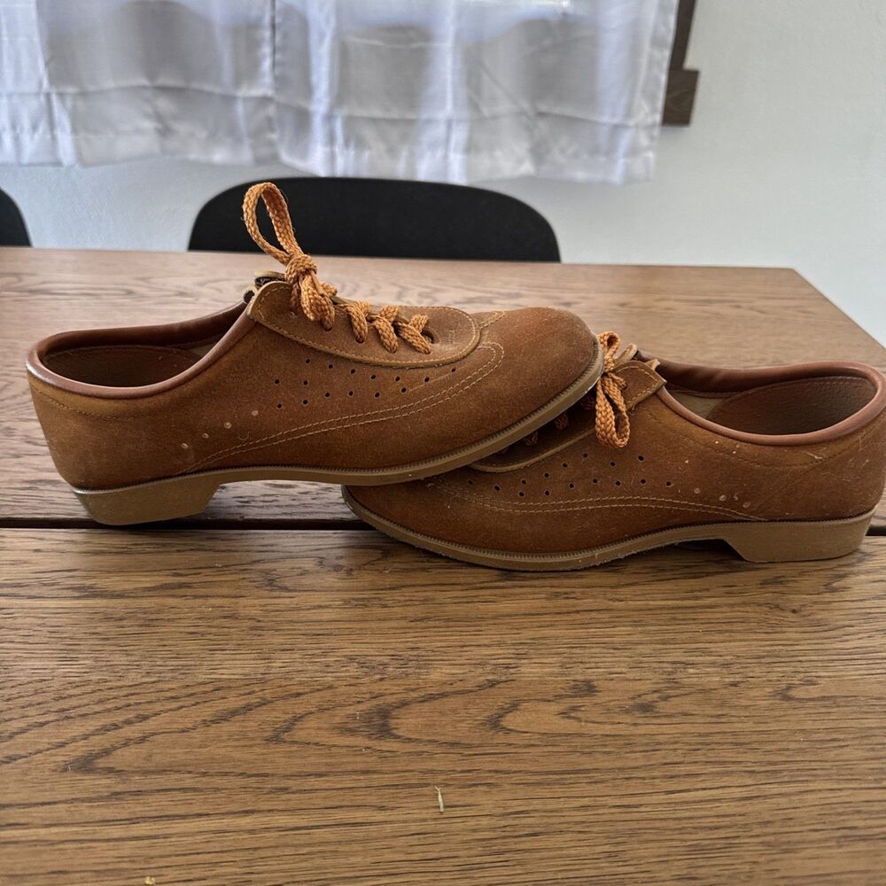 Vintage Brunswick Bowling Shoes Brown Golden Suede Leather Size 10 Women’s